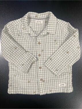 Sage & White Gingham Button-Down Shirt with Bees. Fits 12-18 mo. 🐝 💚